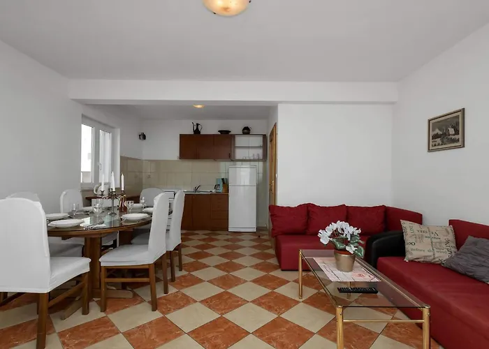 Vele Duplex-wohnung Mit Terrassen Und Meerblick By Interhome Apartman *