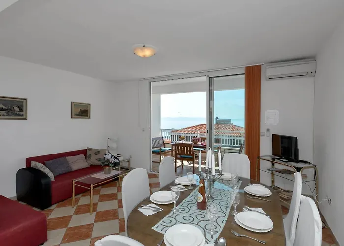 Vele Duplex-wohnung Mit Terrassen Und Meerblick By Interhome *