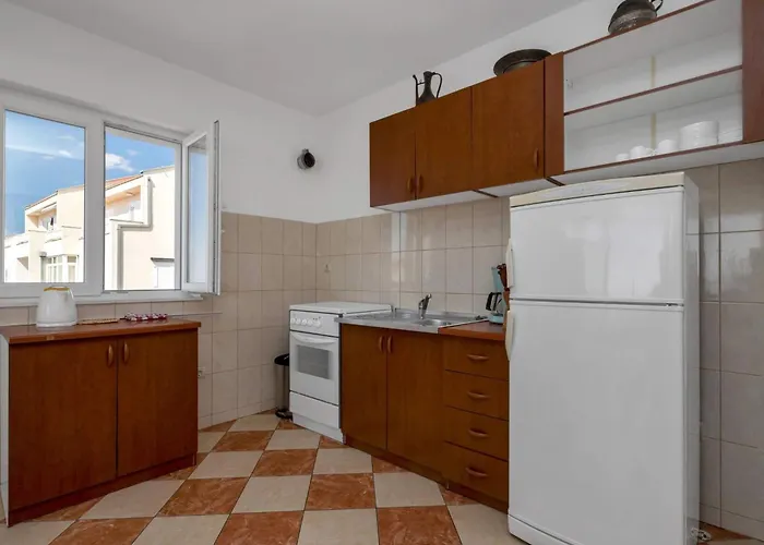 Vele Duplex-wohnung Mit Terrassen Und Meerblick By Interhome *