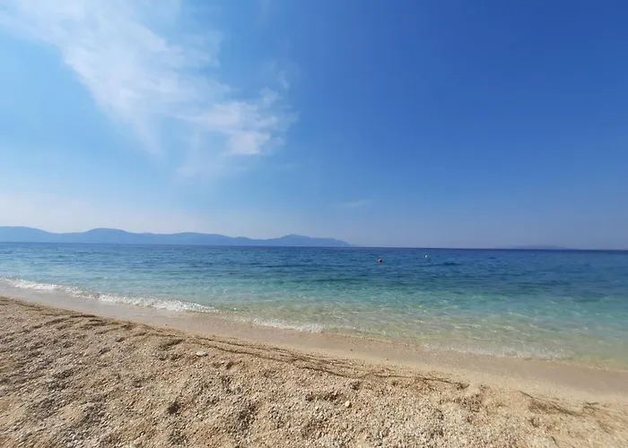 Vele Duplex-wohnung Mit Terrassen Und Meerblick By Interhome * Makarska