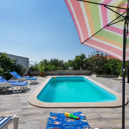 Appartamento Vele Duplex-wohnung Mit Terrassen Und Meerblick By Interhome