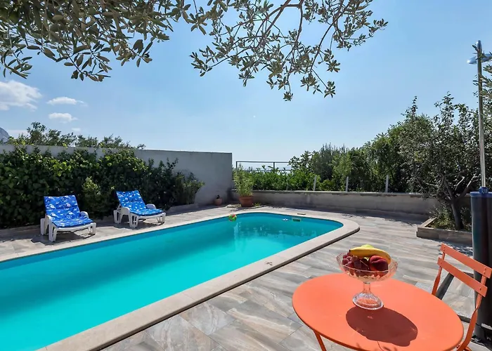 Vele Duplex-wohnung Mit Terrassen Und Meerblick By Interhome דירה מאקרסקה